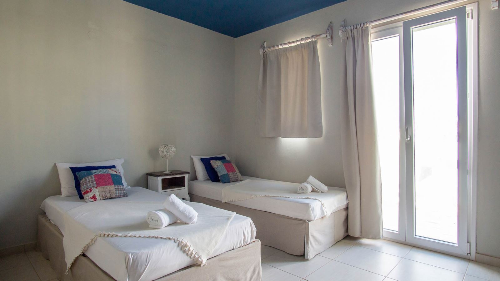 rooms-studio-superior-triple-balcony-or-terrace