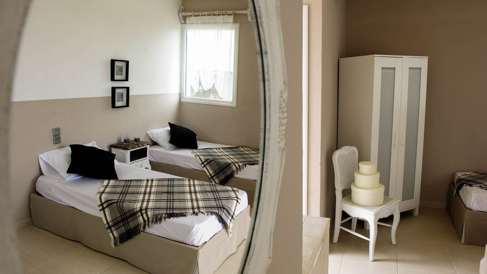 rooms-studio-superior-triple-balcony-or-terrace