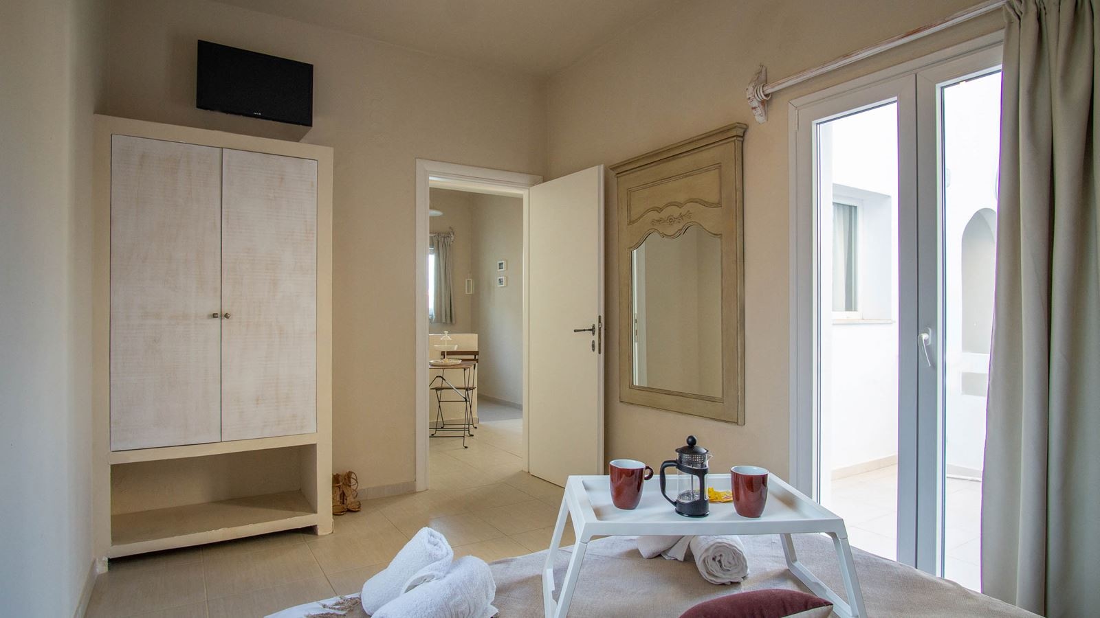 rooms-superior-triple-1-bedroom-apartment