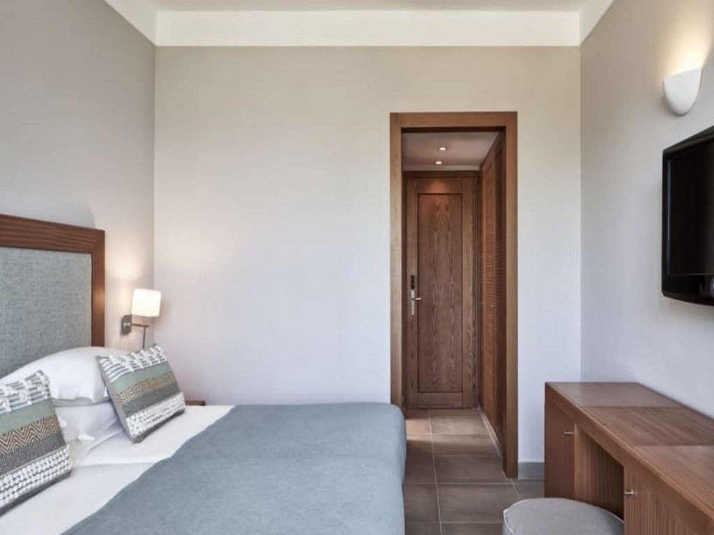 rooms-room-standard-double-seaview-balcony-or-terrace