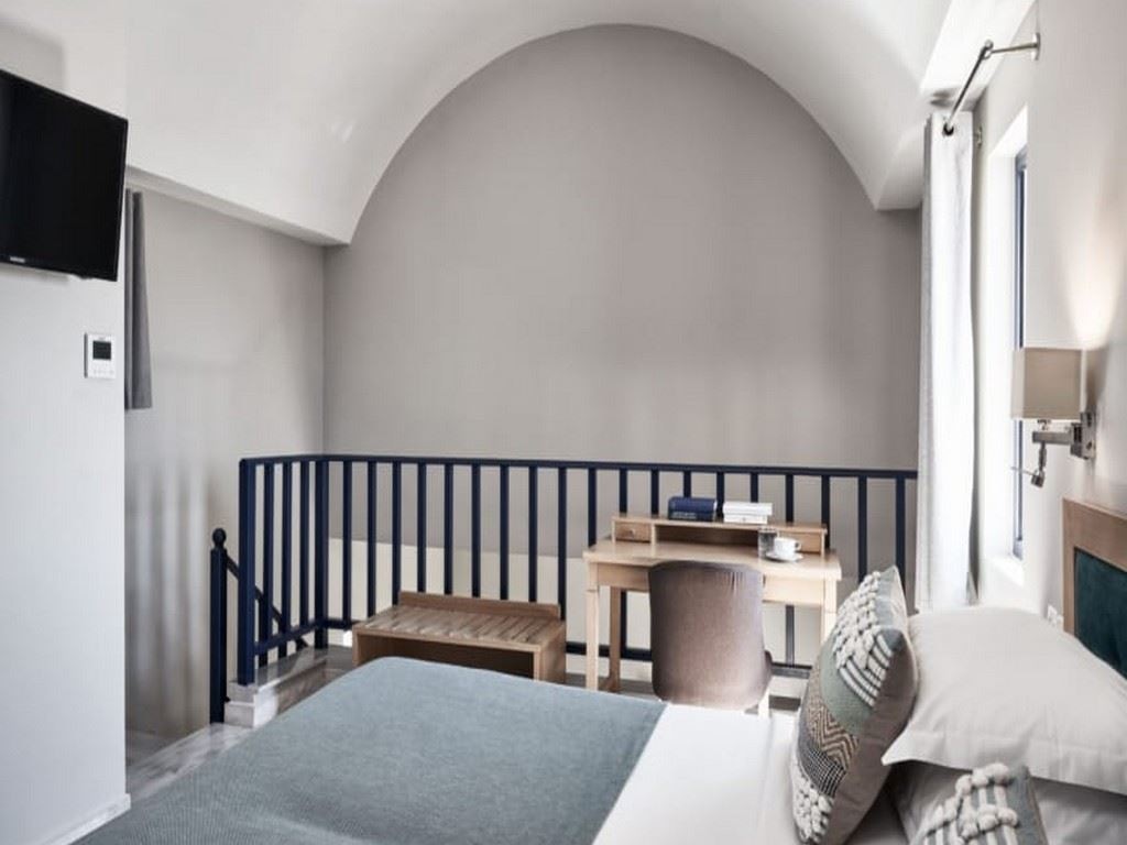 rooms-maisonette-suite-gardenview-balcony-or-terrace