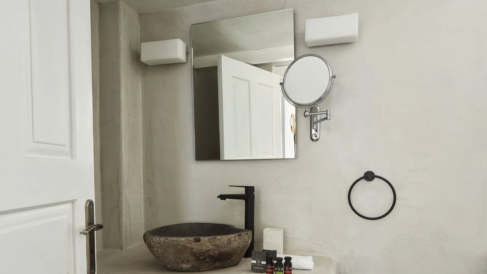 rooms-junior-suite-with-jetted-tub--garden-view