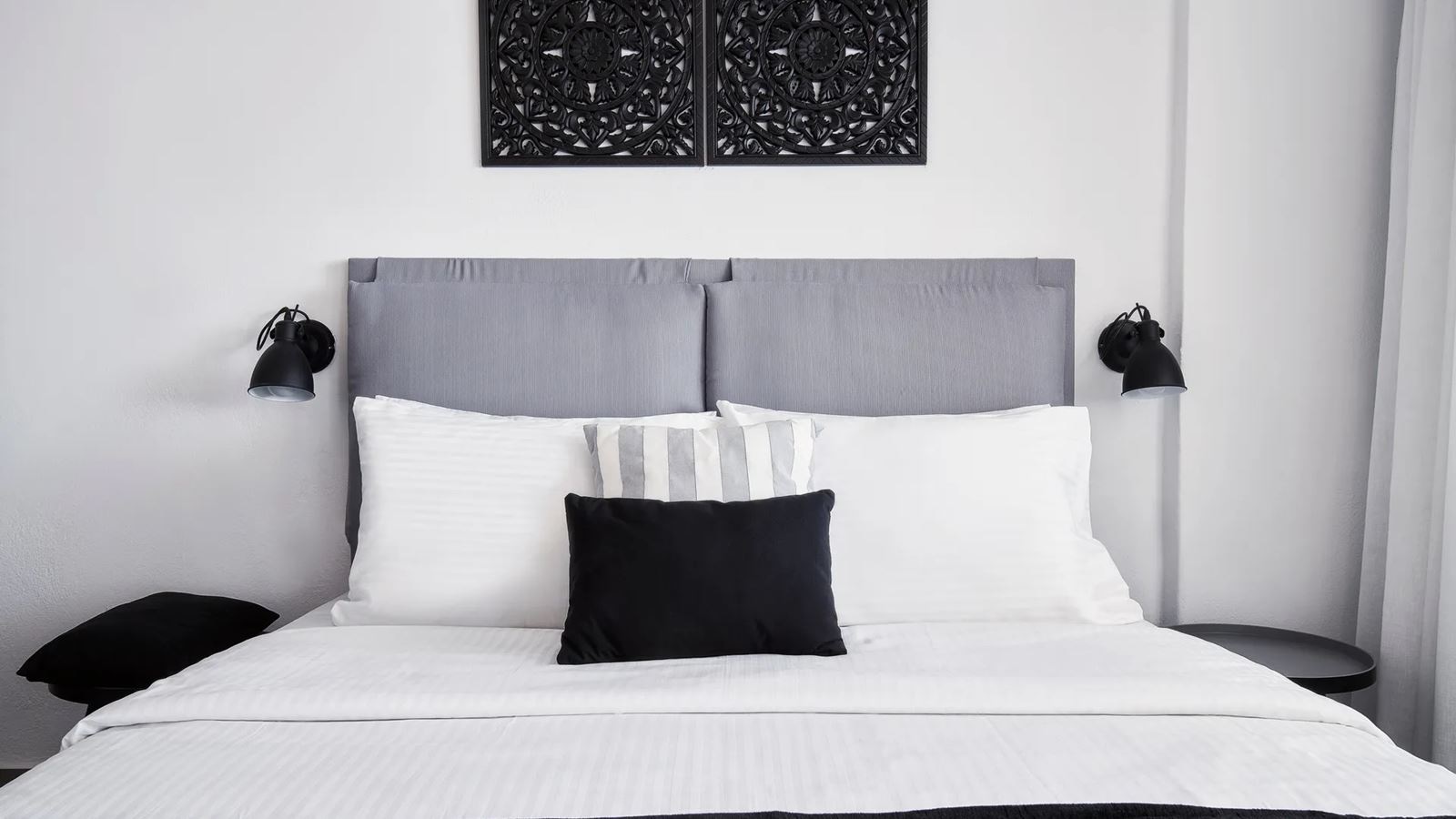 rooms-superior-jetted-tub-side-sea-view