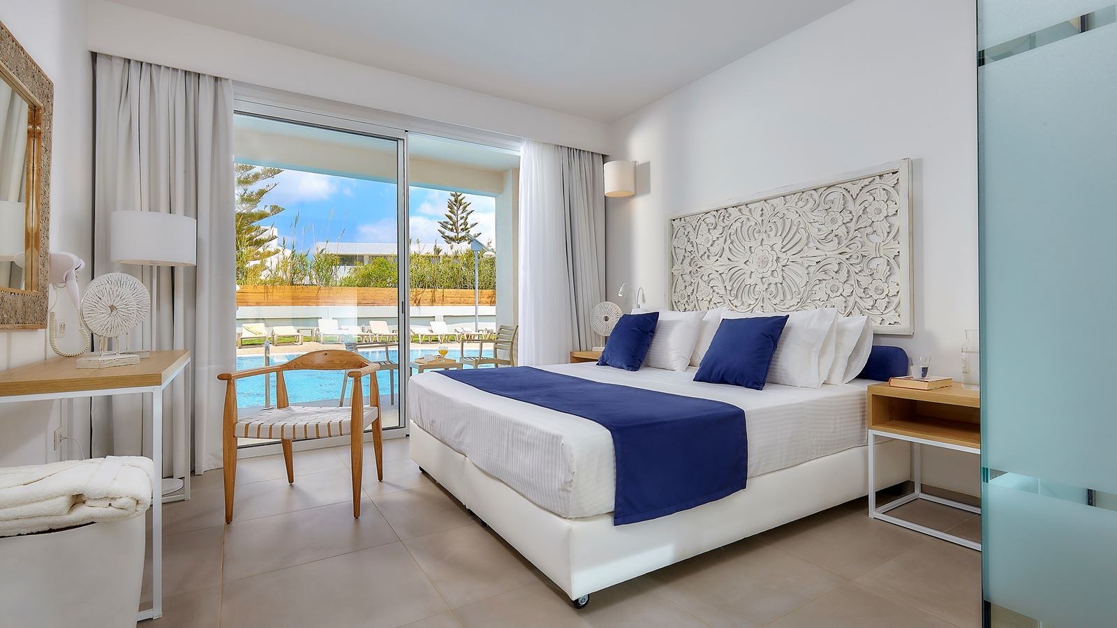 rooms-suite-junior-sharedpool