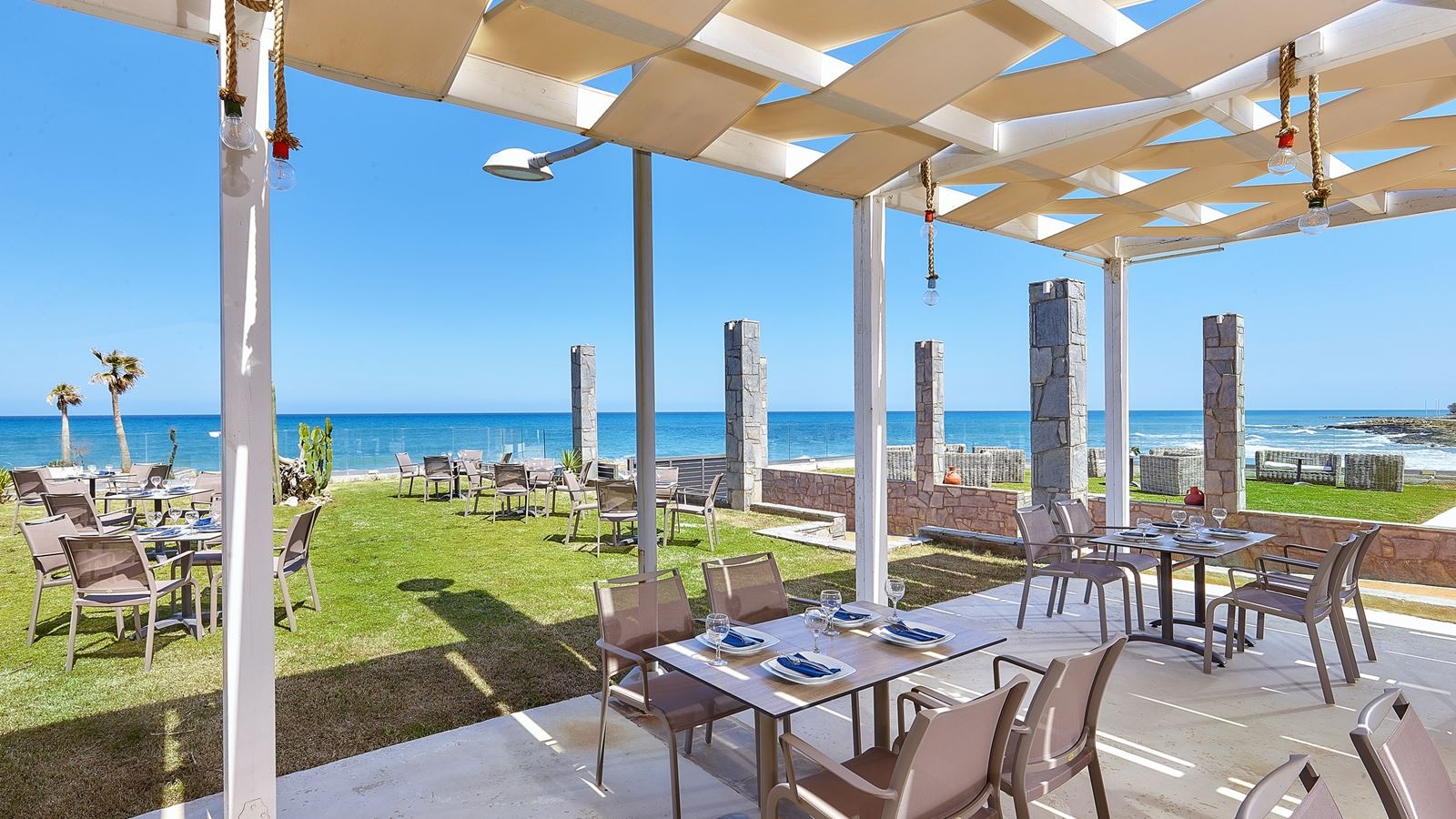 restaurants-beach-restaurant