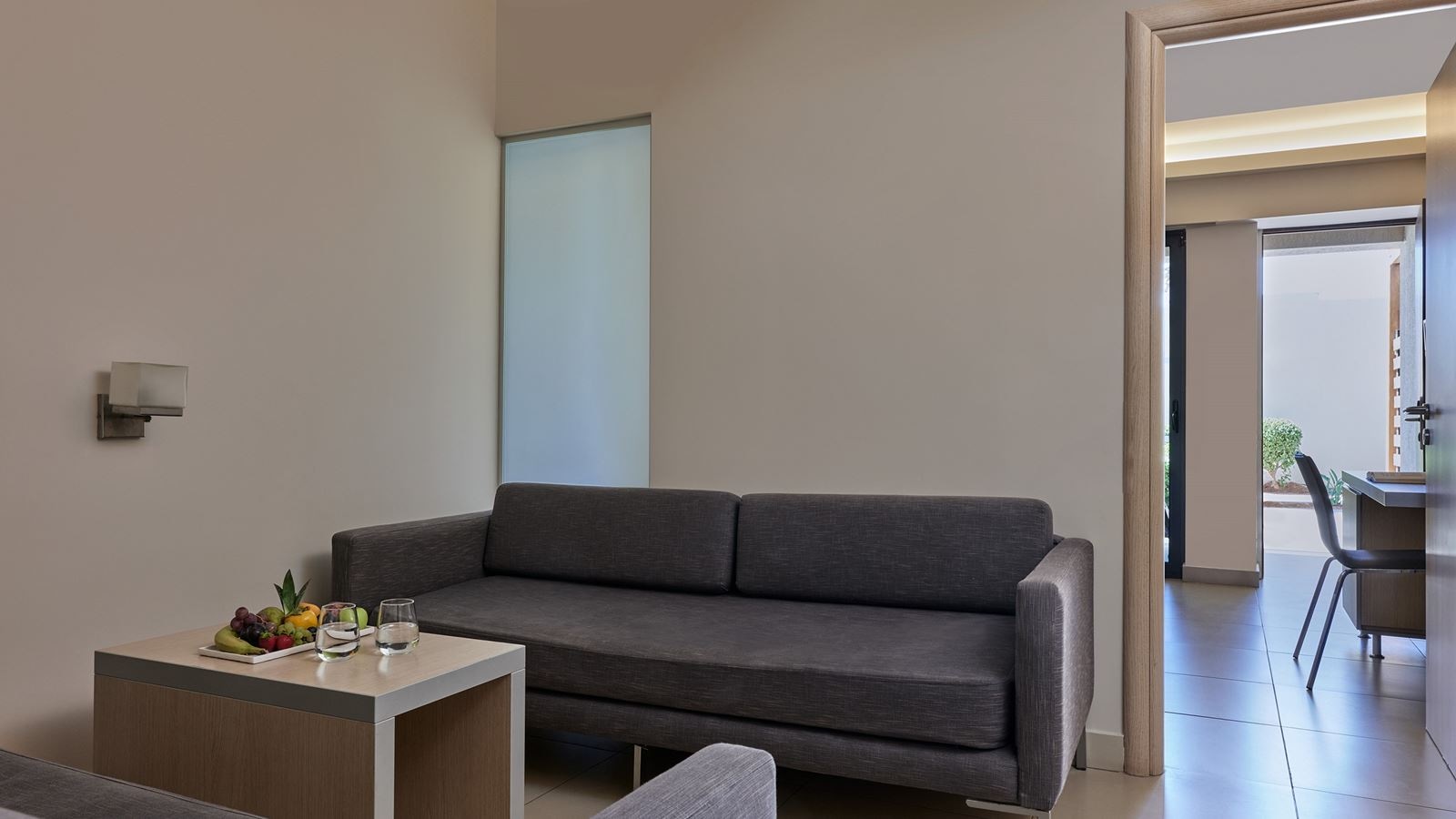 rooms-family-room-sea-view