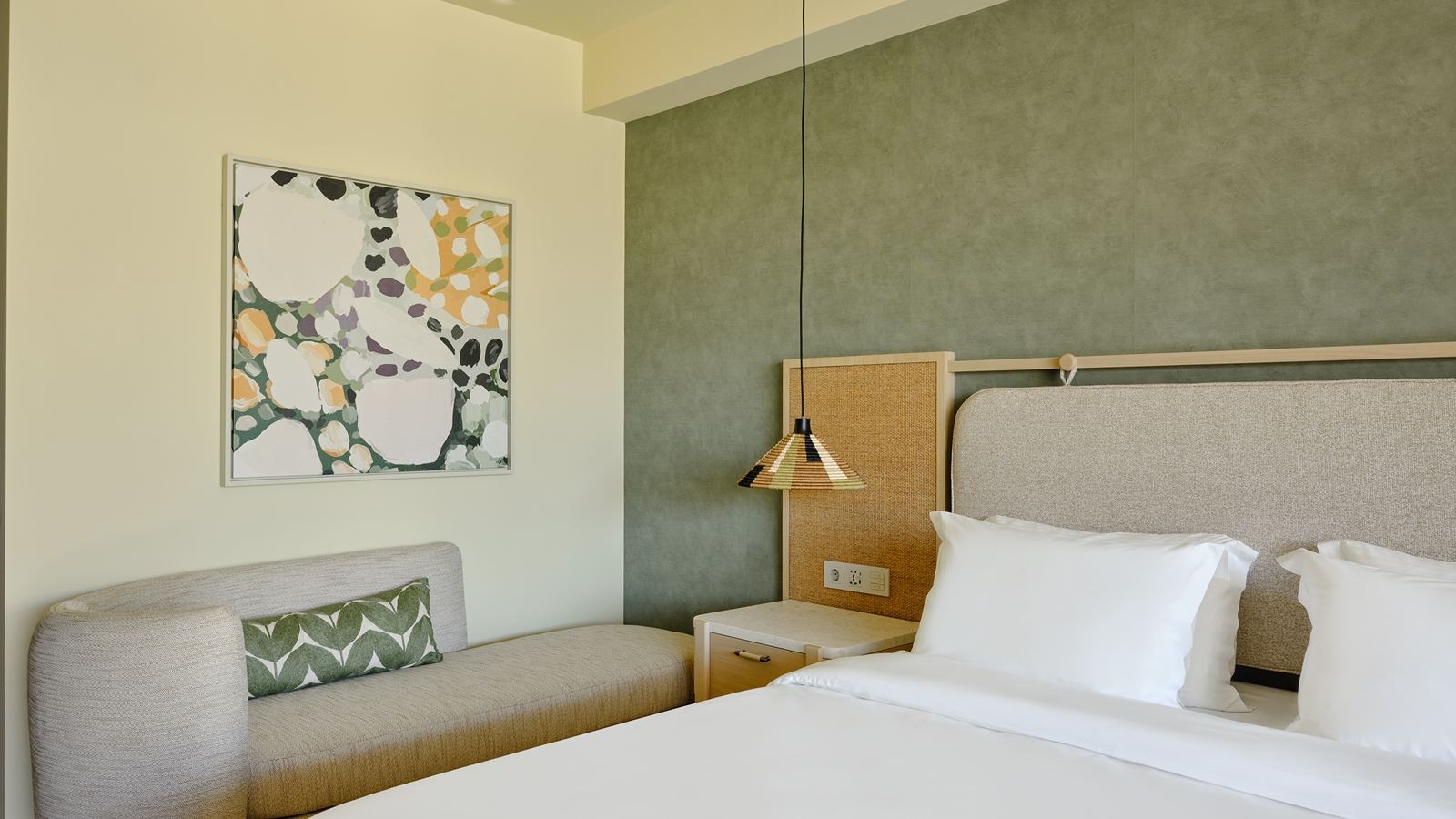 rooms-deluxe-inland-view