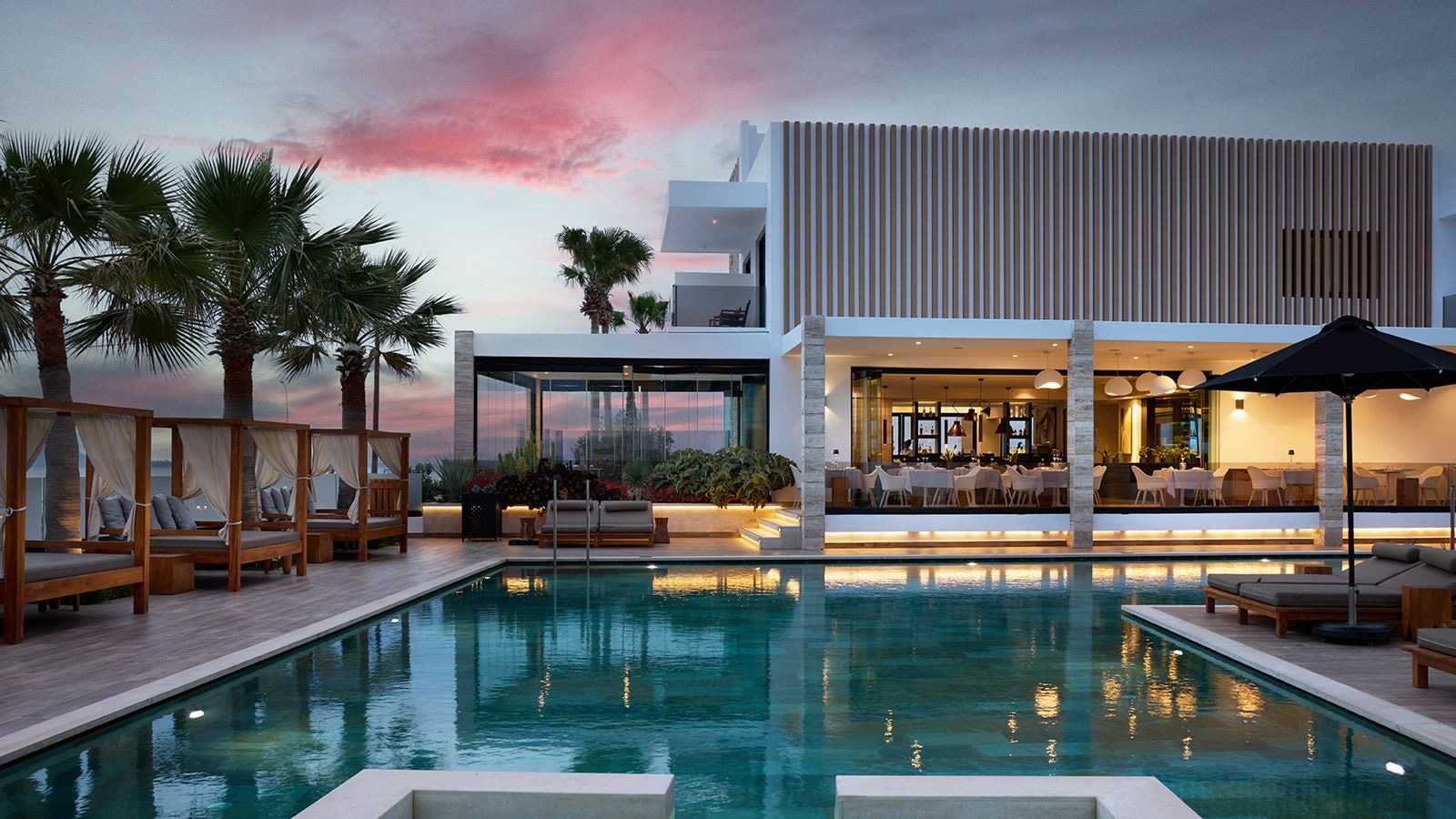 pools-outdoor--indoor-pool