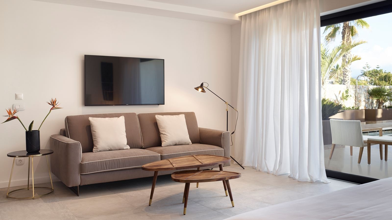 rooms-superior-suite-private-pool