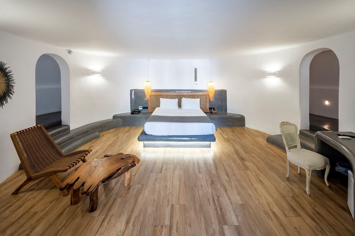 rooms-windmill-deluxe-suite-with-shared-pool