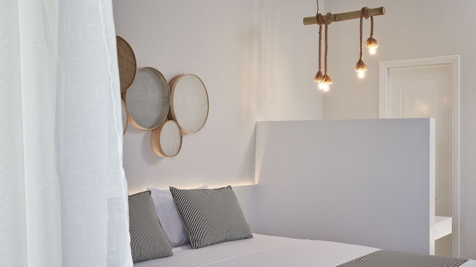 rooms-premium-double-room-garden-view-balcony