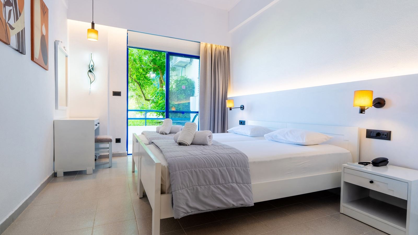 rooms-room-superior-double-balcony-or-terrace