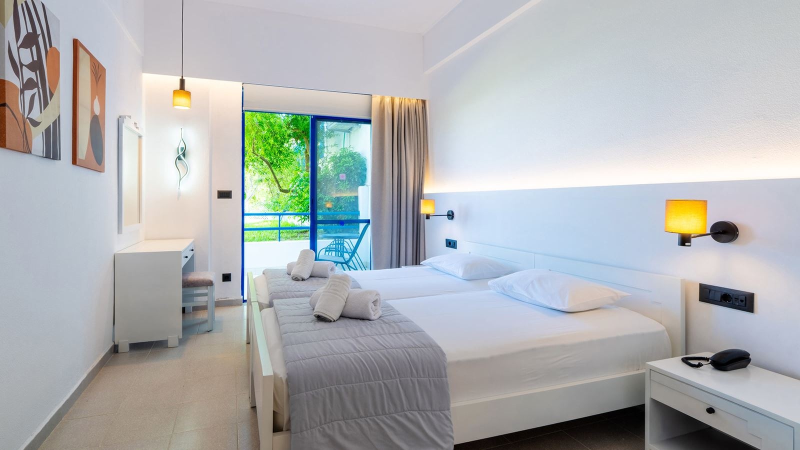 rooms-room-superior-double-balcony-or-terrace