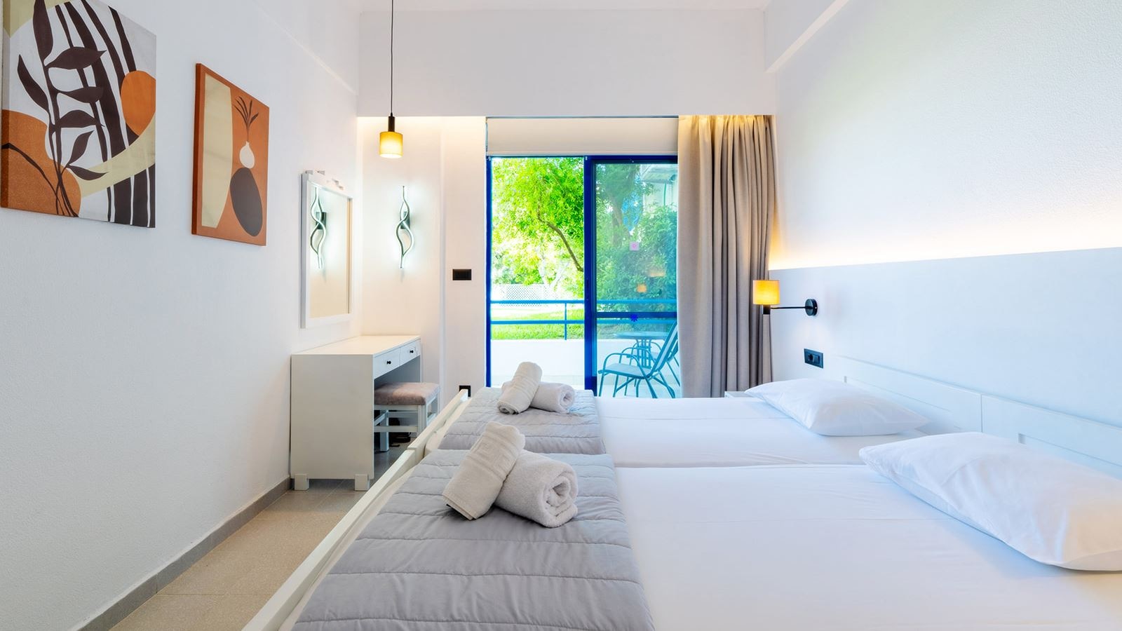 rooms-room-superior-double-balcony-or-terrace