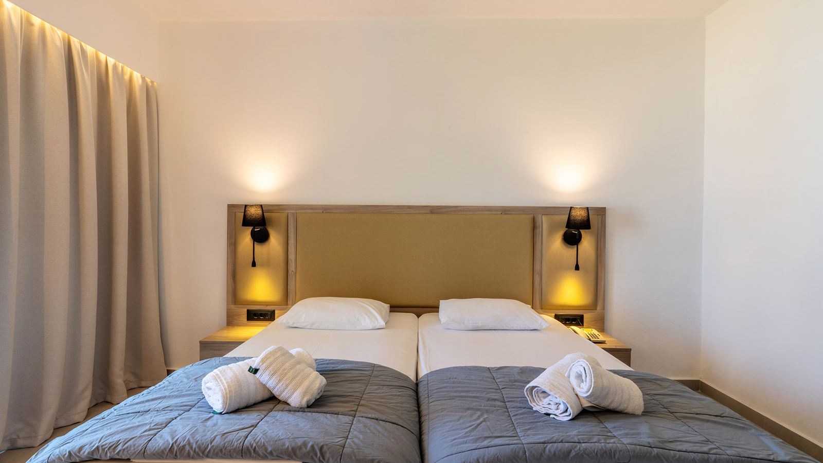 rooms-room-superior-double-balcony-or-terrace