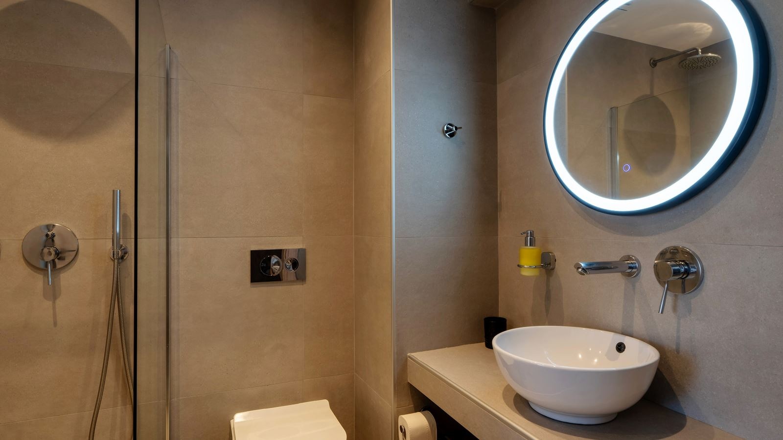 rooms-room-superior-double-balcony-or-terrace