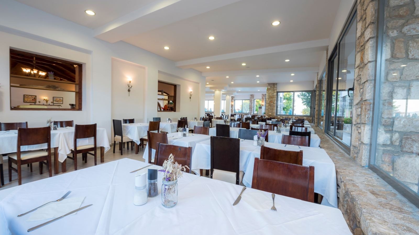 restaurants-main-restaurant