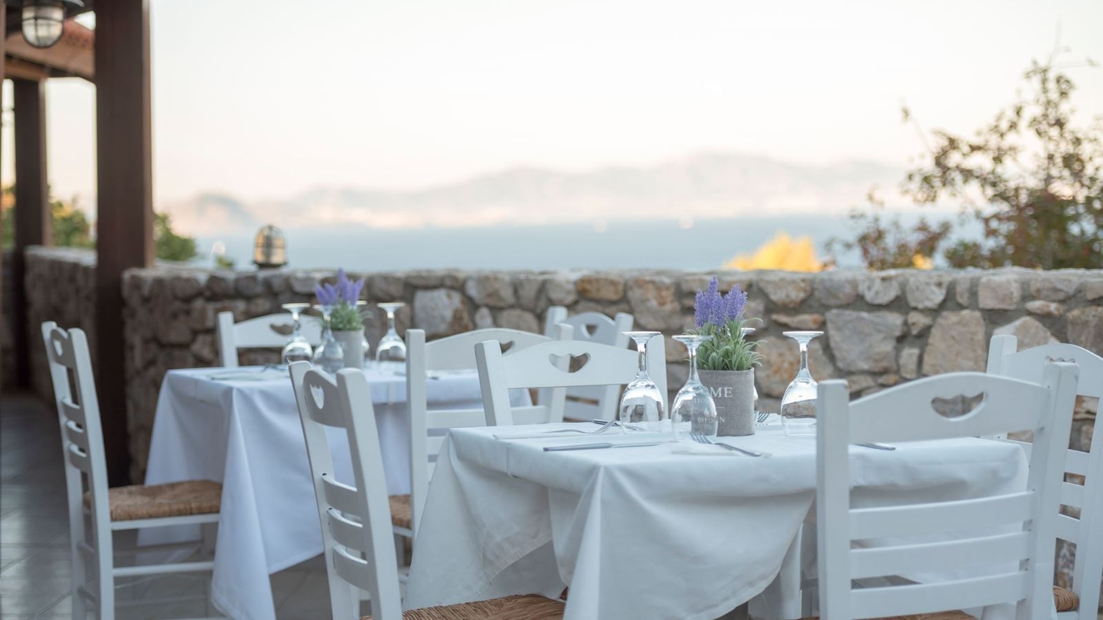 restaurants-istros-restaurant