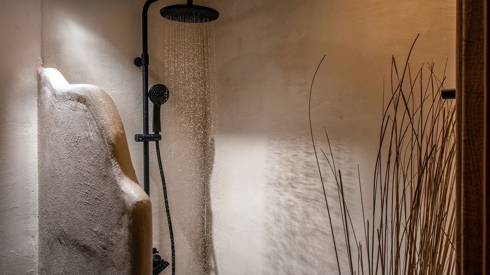 rooms-junior-suite-with-balcony