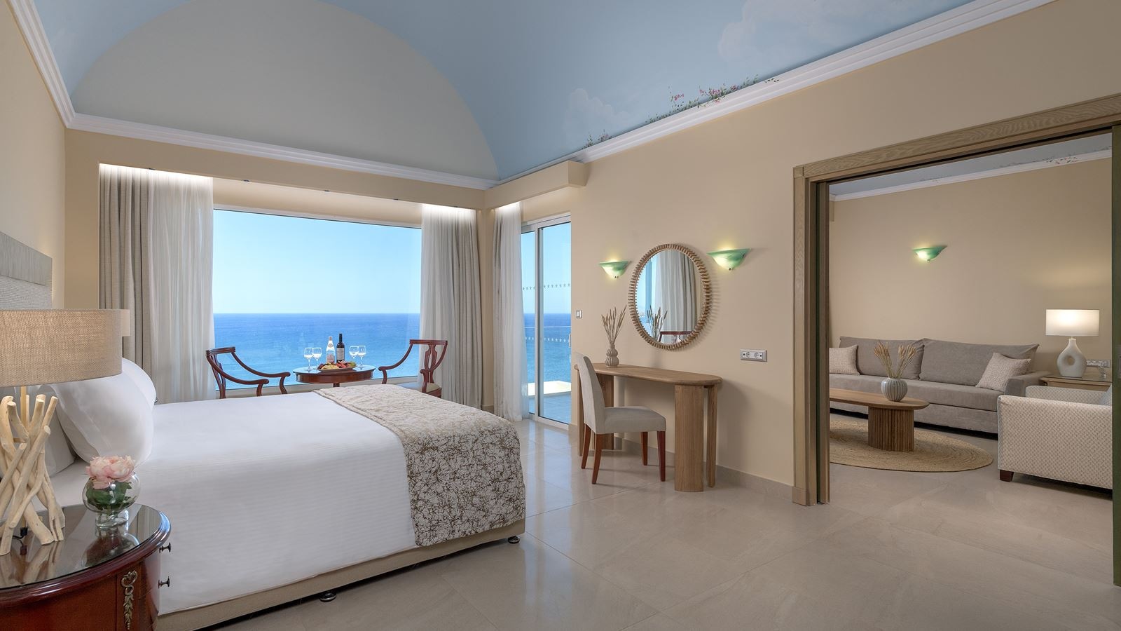 rooms-superior-family-suite-seaview