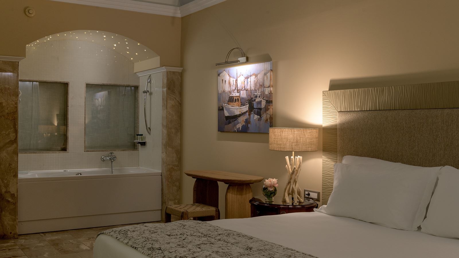 rooms-superior-family-suite-seaview