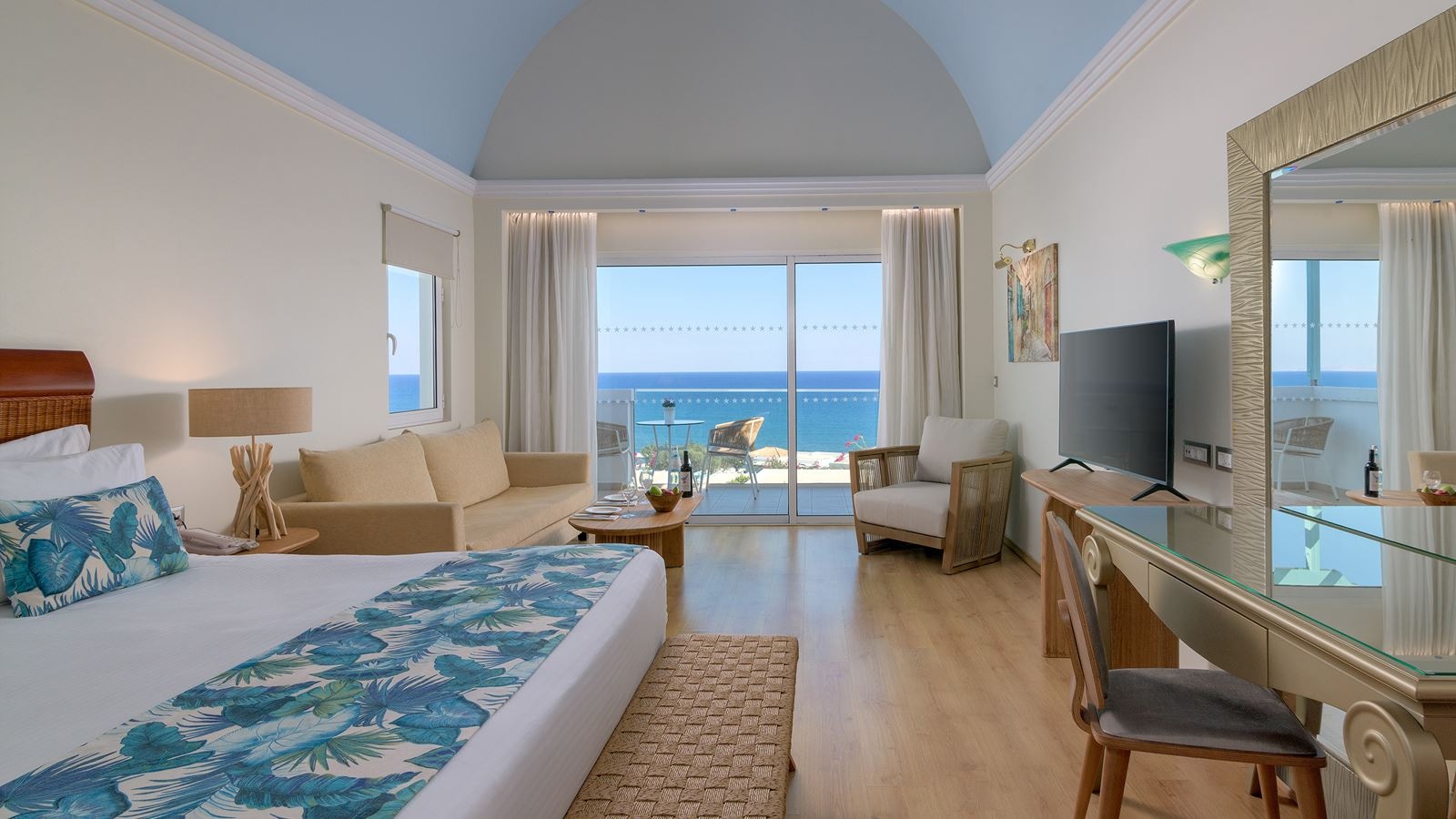 rooms-deluxe-single-room-sea-view-balcony-or-terrace