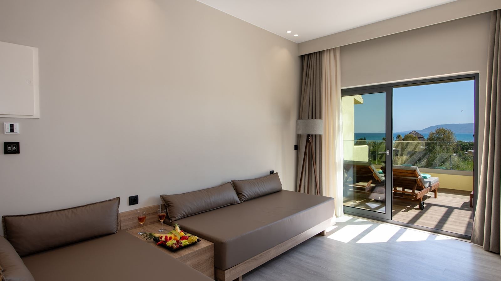 rooms-double-garden-view