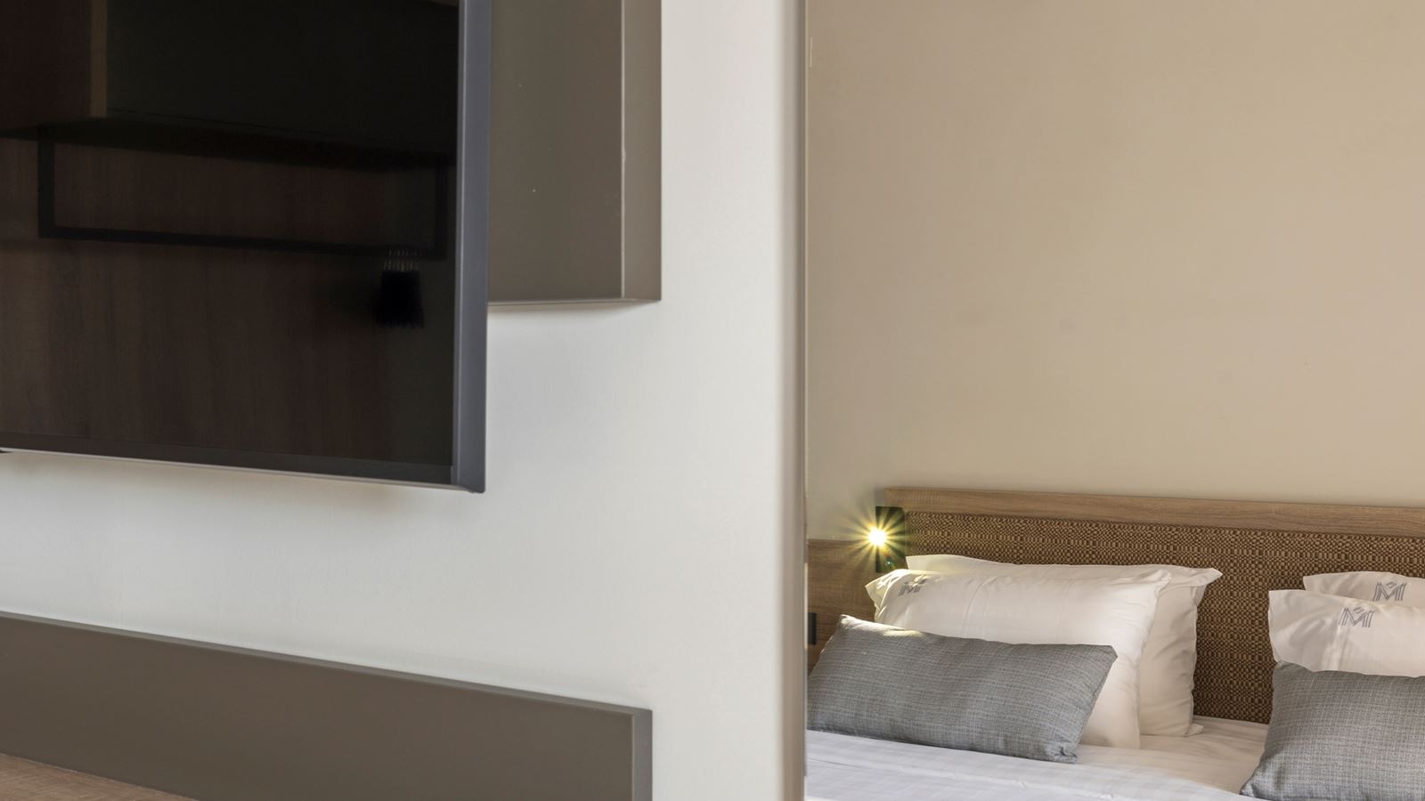 rooms-double-garden-view