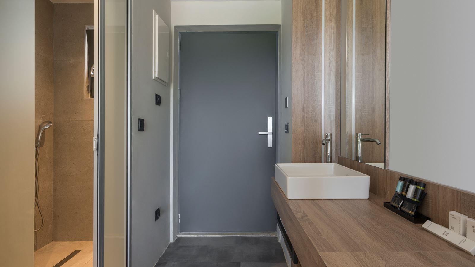 rooms-double-garden-view