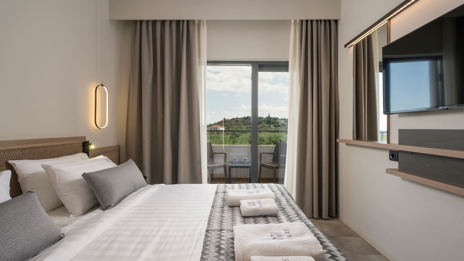 rooms-double-garden-view