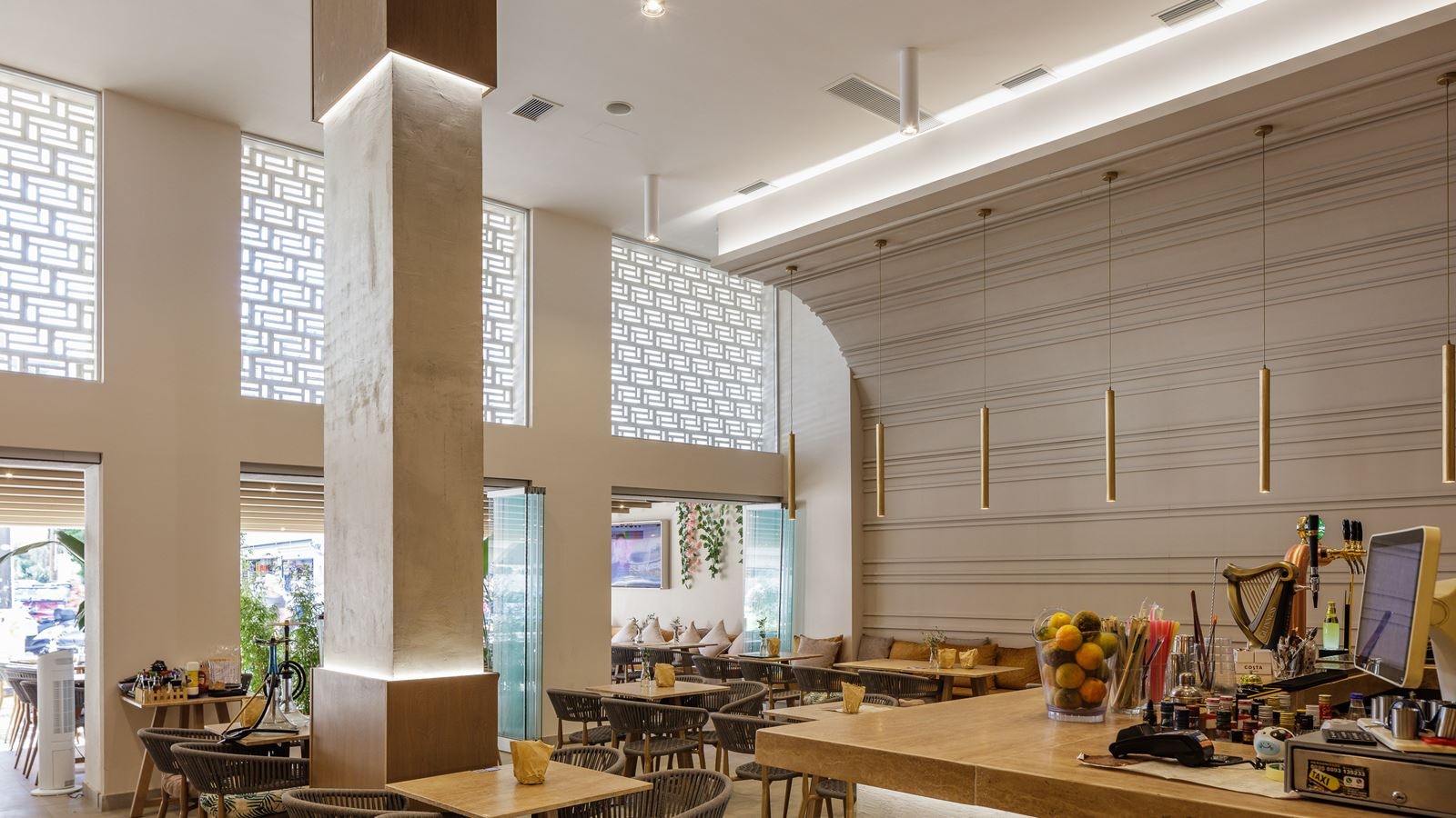 restaurants-yummy-restaurant