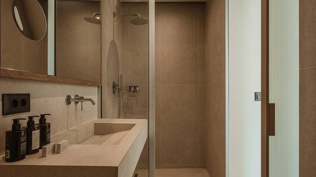 rooms-family-room-garden-view