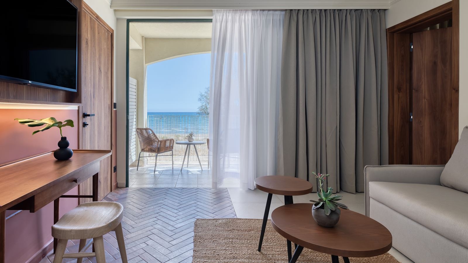 rooms-grand-sapphire-zen-suite