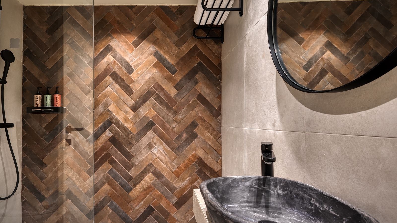 rooms-sapphire-lush-three-bedroom-suite