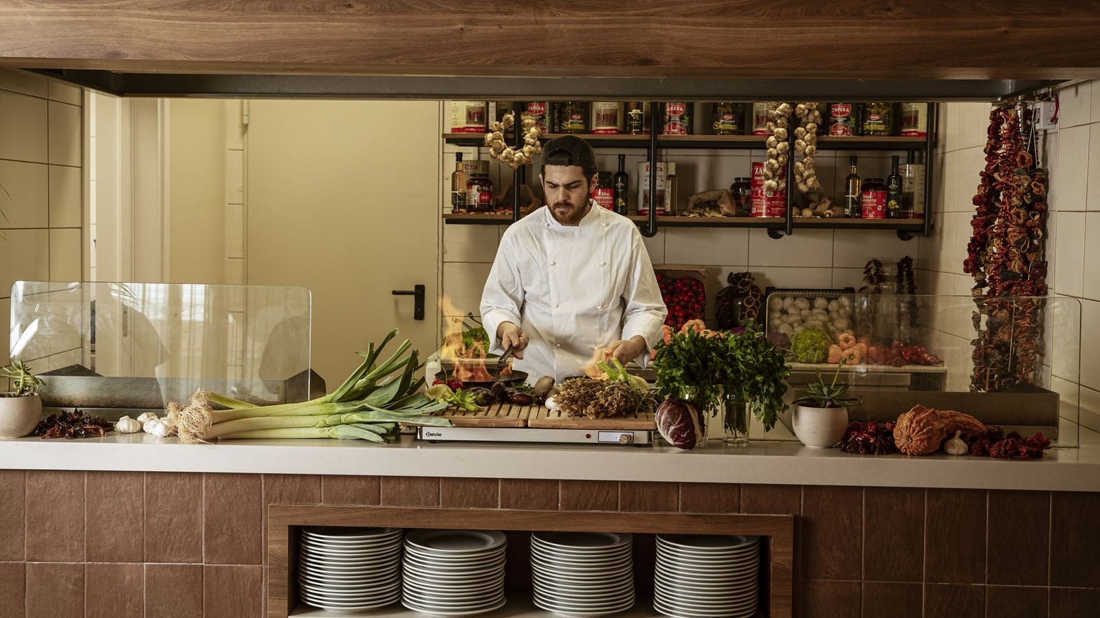 restaurants-monachus-restaurant