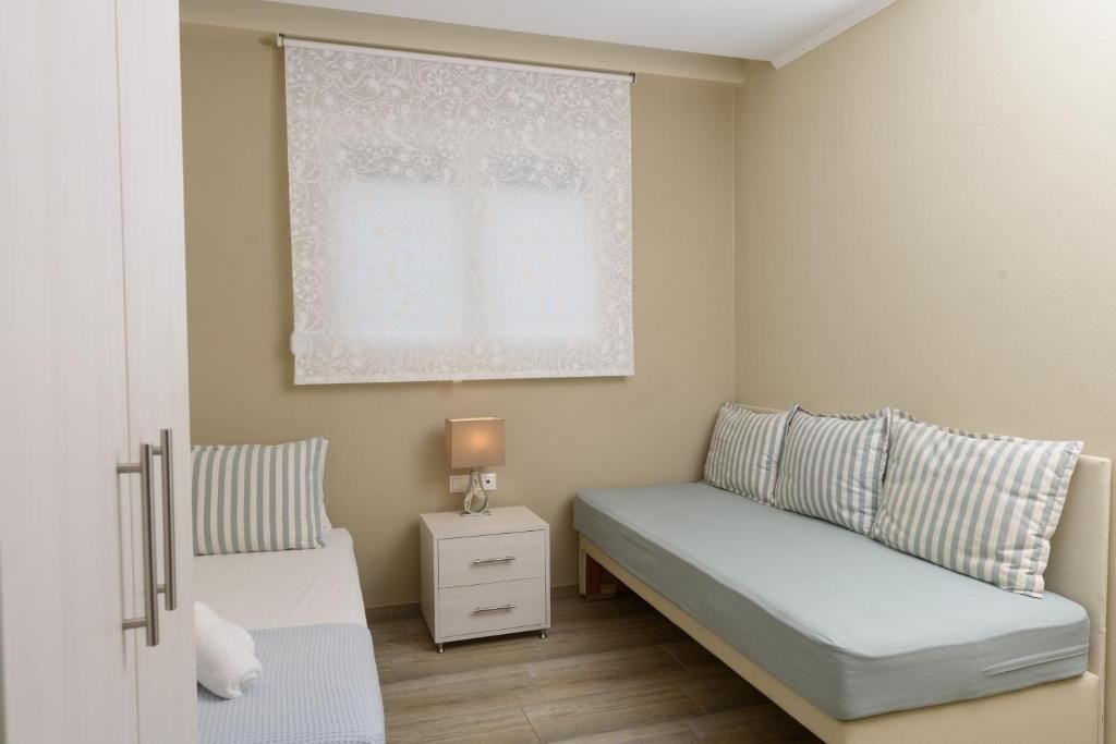 rooms-suite-junior--balcony-or-terrace