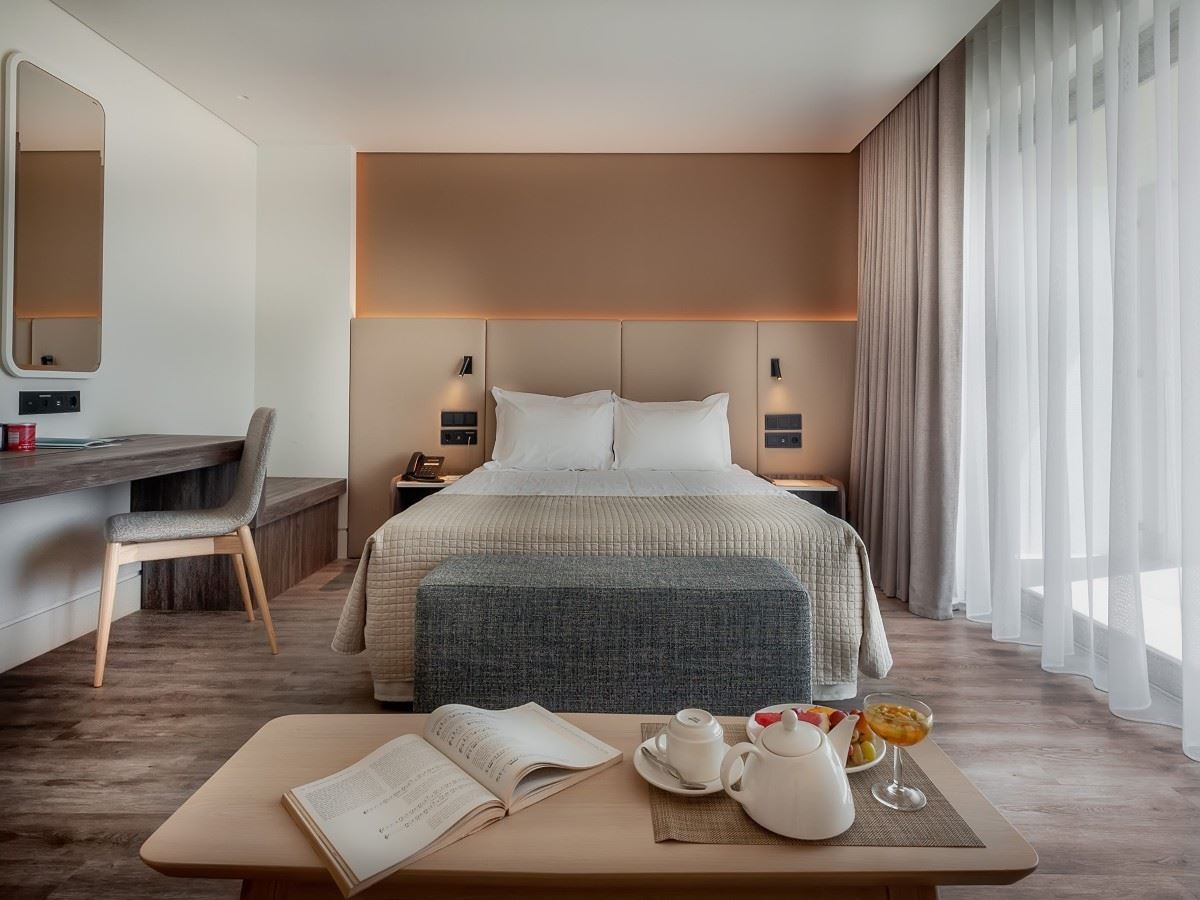 rooms-room-superior-singleuse-balcony-or-terrace