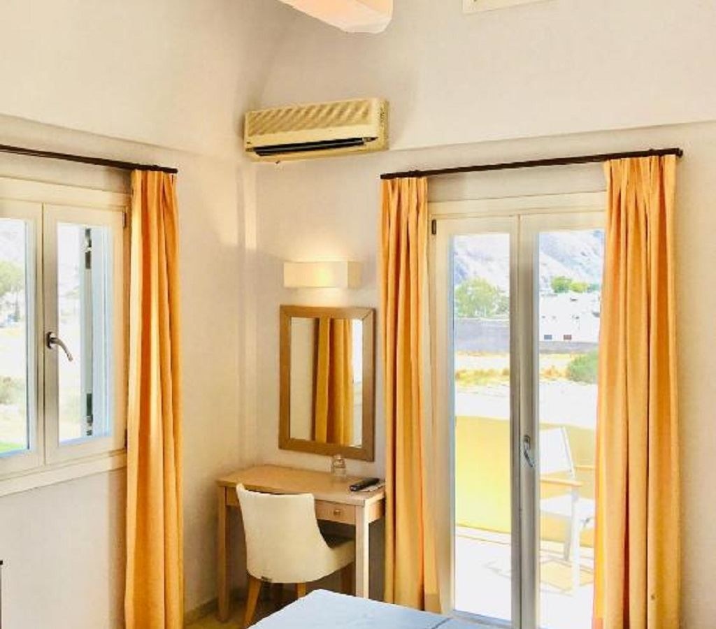 rooms-standard-double-partial-sea-view