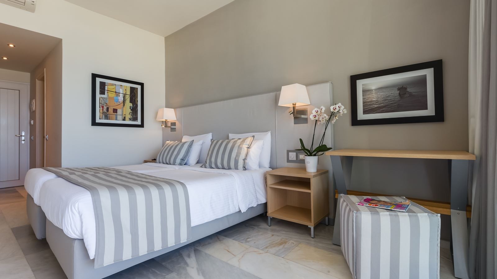 rooms-room-double-land-view