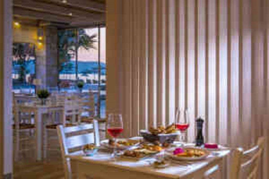 restaurants-restaurants