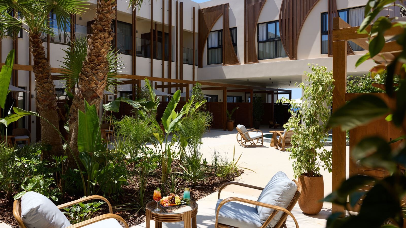 rooms-atrium-escape-double-room