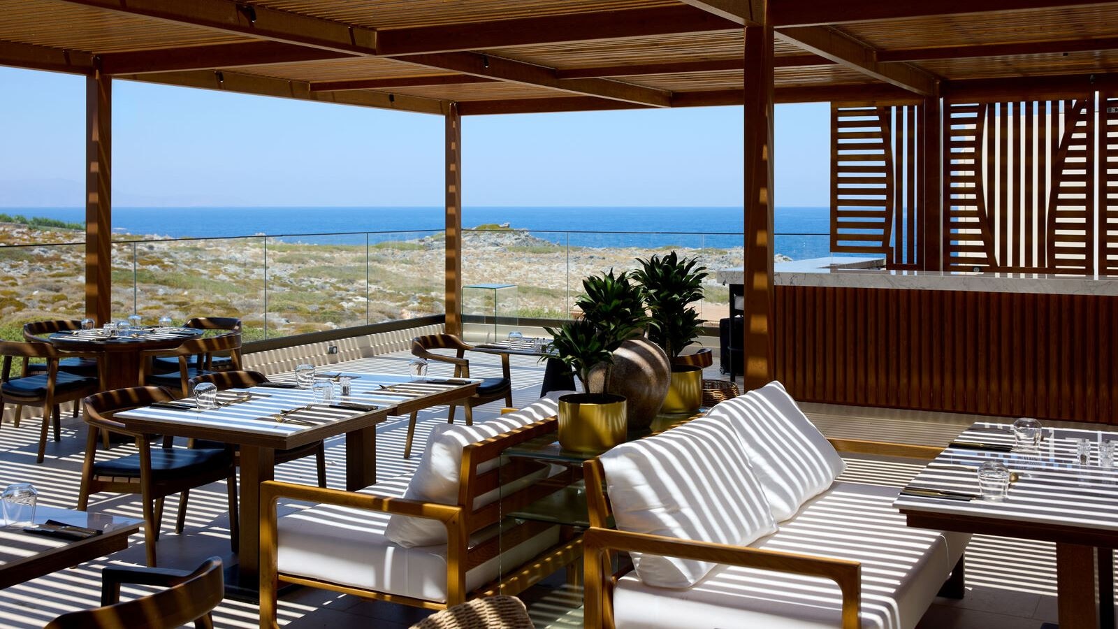 restaurants-the-island-buffet-restaurant