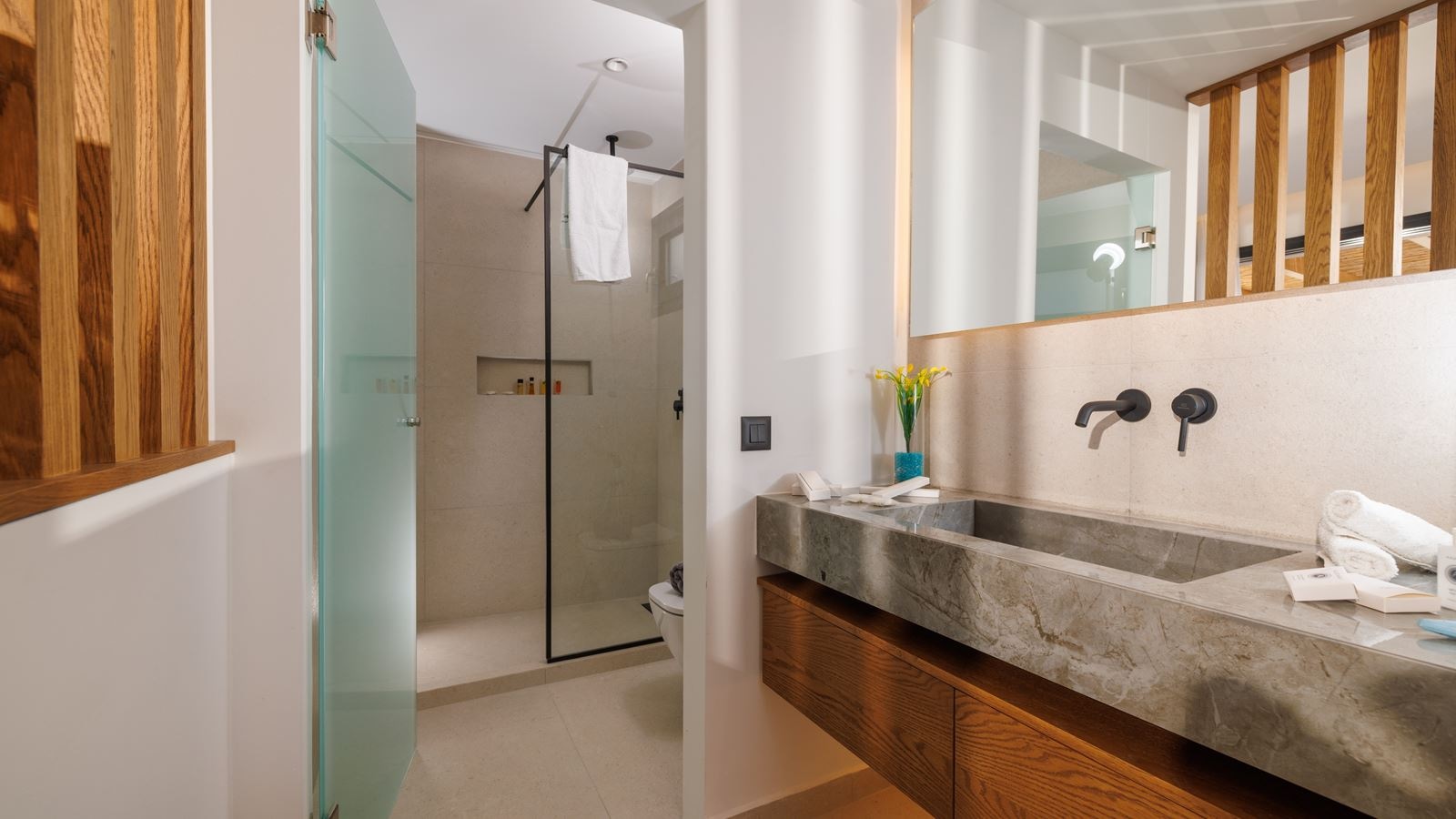 rooms-junior-suite-with-private-pool