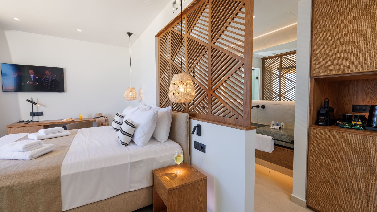 rooms-twostorey-suite-with-private-pool