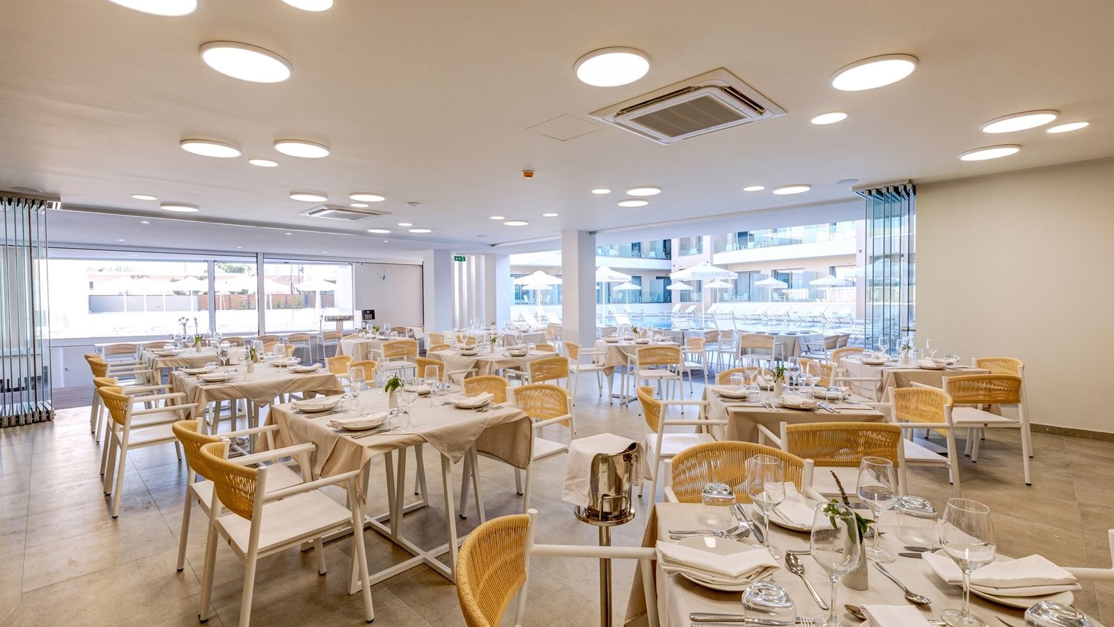 restaurants-main-buffet