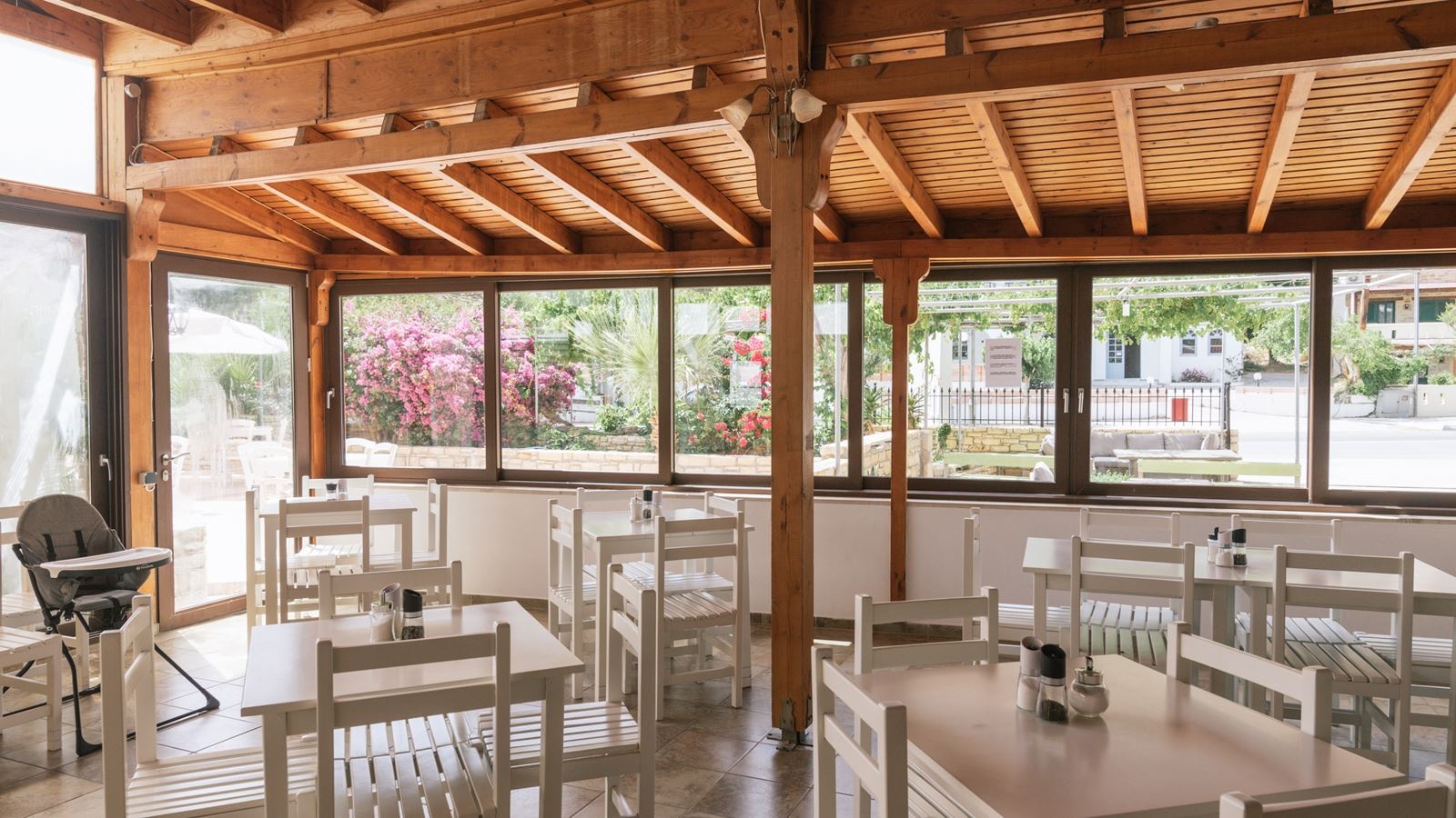 restaurants-restaurants