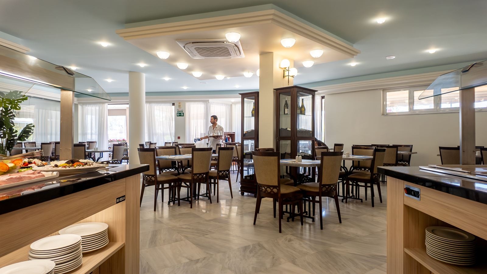 restaurants-main-buffet-restaurant