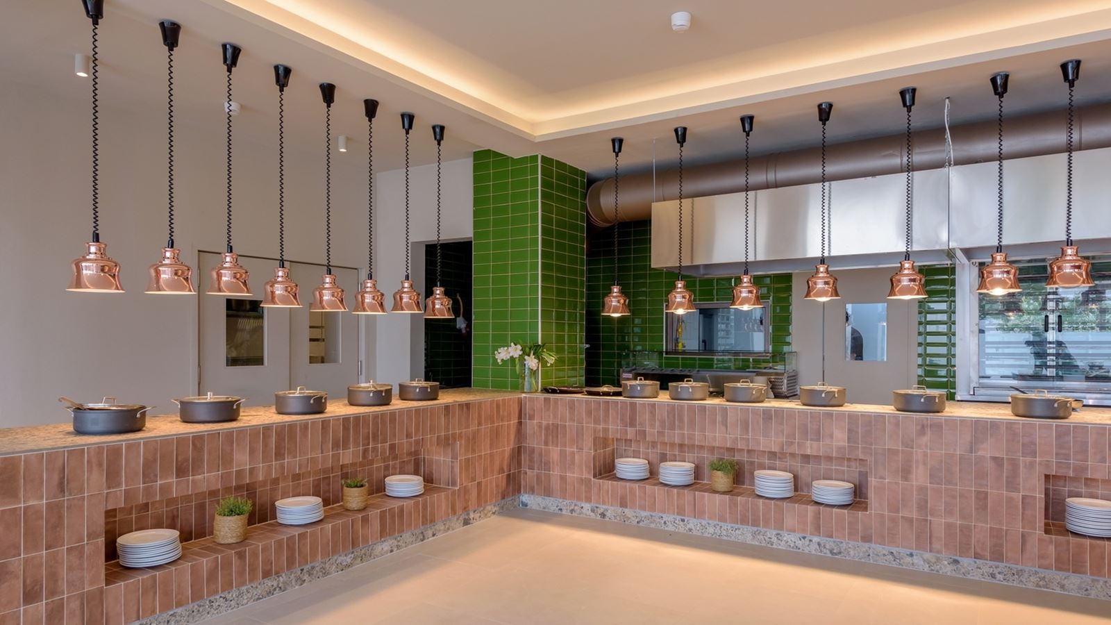 restaurants-world-cousin-main-restaurant