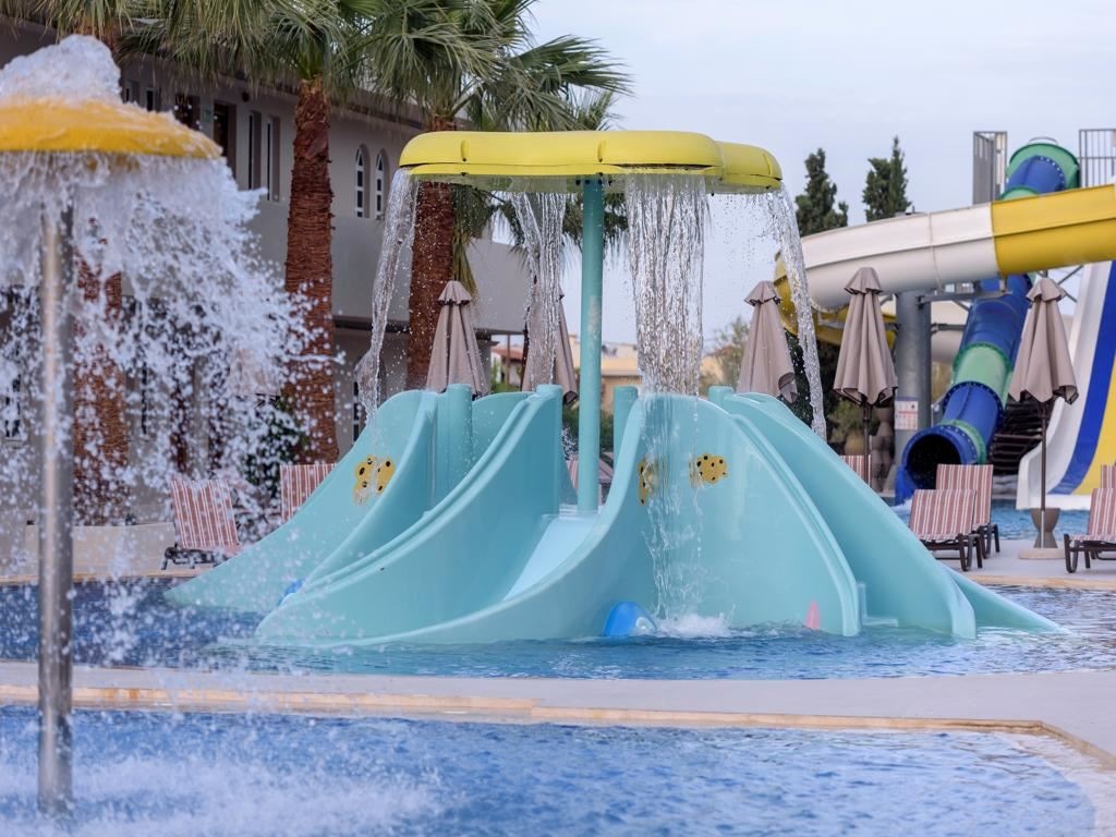 pools-outdoor-childrens-pool