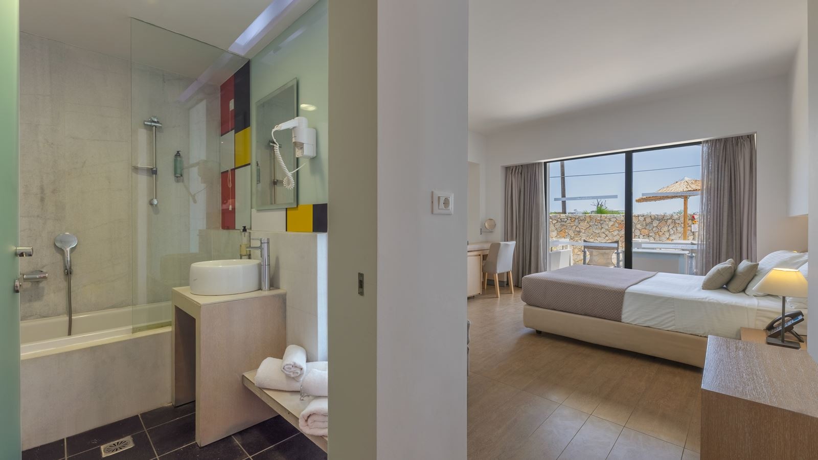 rooms-double-room-sharing-pool-with-balcony-or-terrace